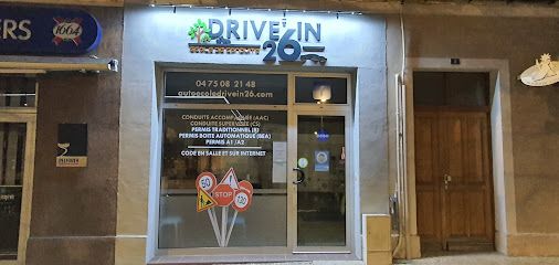0DNDAi-auto-ecole-drivein-26.jpg