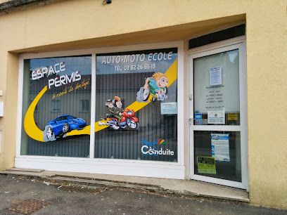 2OVS8X-espace-permis-sarl-auto-moto-ecole.jpg