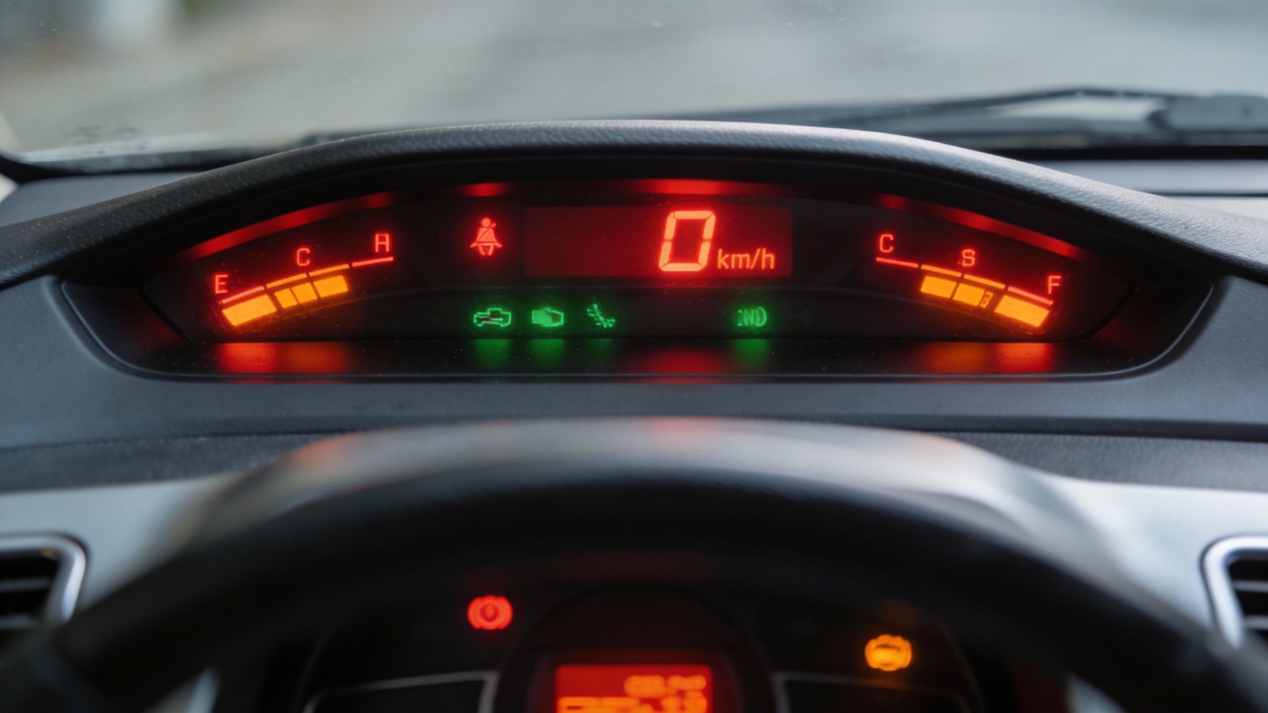 Voyants sur le tableau de bord d’une voiture : quelle signification ?
