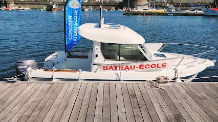 EW0FYH-concarn-bateau-ecole-permis-bateau.jpg