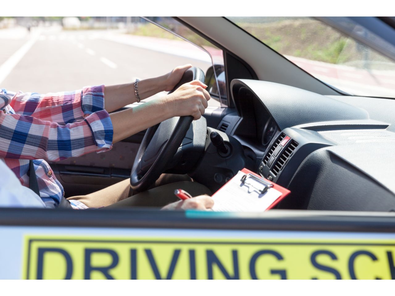 <strong>Les auto-écoles écoresponsables en 2023 : une tendance croissante</strong>