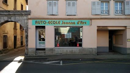 MjYXdC-auto-ecole-jeanne-darc.jpg