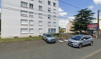OUzheg-auto-ecole-leone-robin-p.jpg