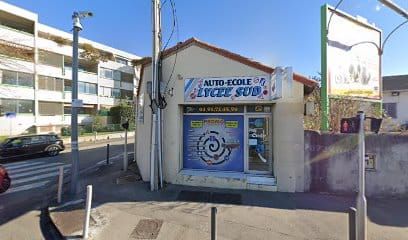 dUIHd0-auto-ecole-lycee-sud.jpg
