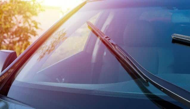 Auto : 7 questions fréquentes sur le pare-brise