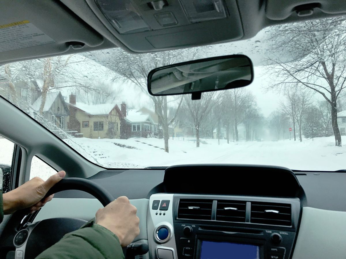 Les règles de la conduite en période de neige et de verglas