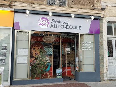 mnGuXz-stephanie-auto-ecole.jpg