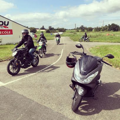 oe9U0m-relou-conduite-moto.jpg