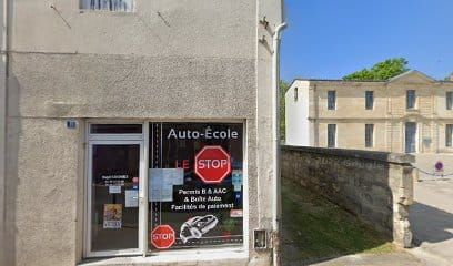 tH7p2R-auto-ecole-le-stop.jpg